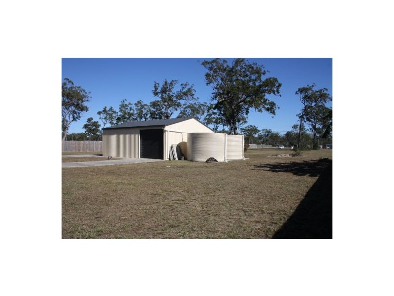128 Woocoo Drive, Oakhurst QLD 4650