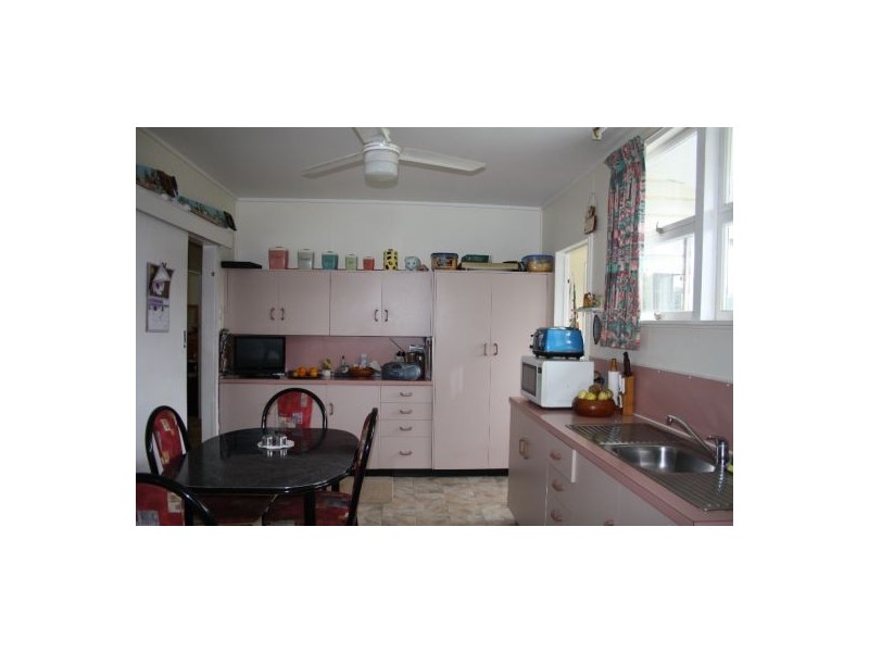 89 Boys Avenue, Maryborough QLD 4650