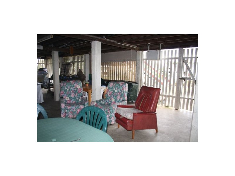 89 Boys Avenue, Maryborough QLD 4650