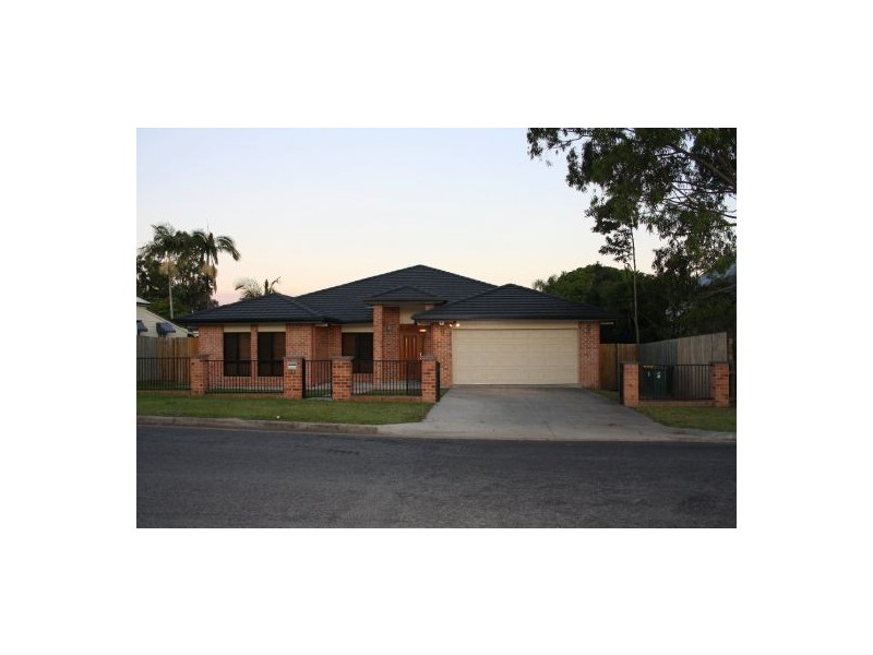 119 Cheapside Street, Maryborough QLD 4650