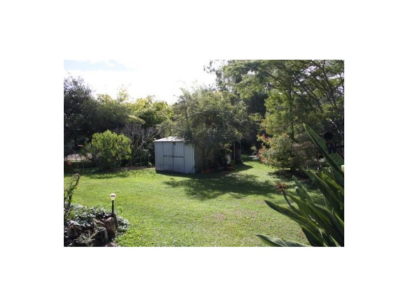 11 Railway Lane, Maryborough West QLD 4650