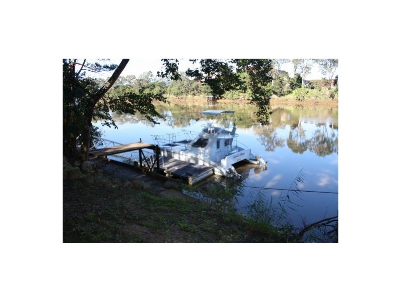 2 Cardigan Street, Granville QLD 4650