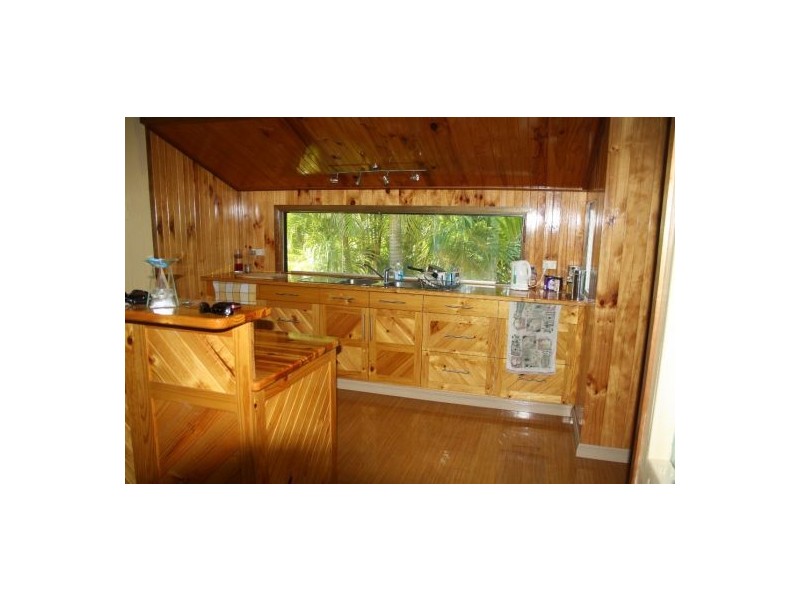 2 Cardigan Street, Granville QLD 4650