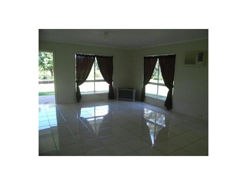 14 Glen-ville Place, Tinana QLD 4650