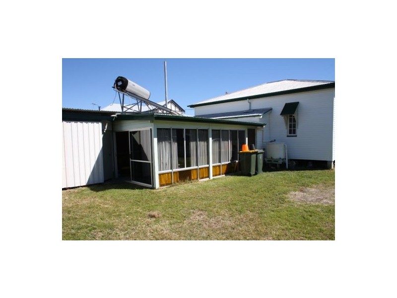 13 Crown Street, Maryborough QLD 4650