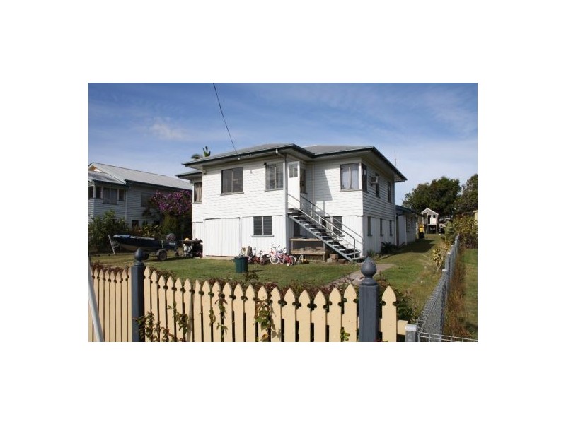 32 Reed Avenue, Maryborough QLD 4650