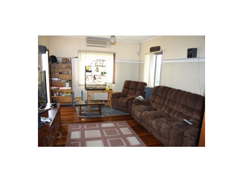 32 Reed Avenue, Maryborough QLD 4650