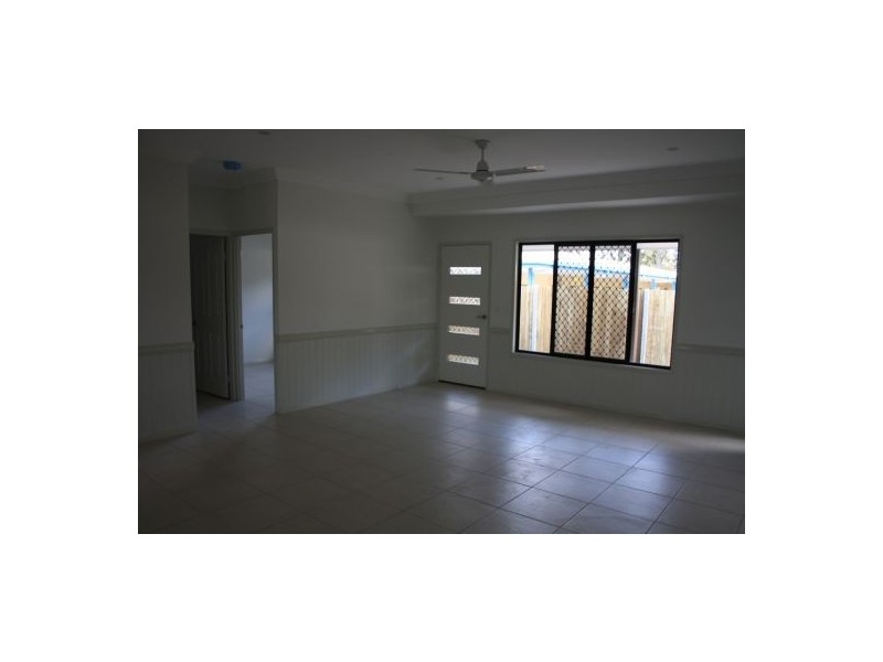 34-36 Regent Street, Granville QLD 4650