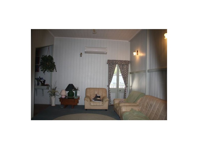 43 Tooley Street, Maryborough QLD 4650