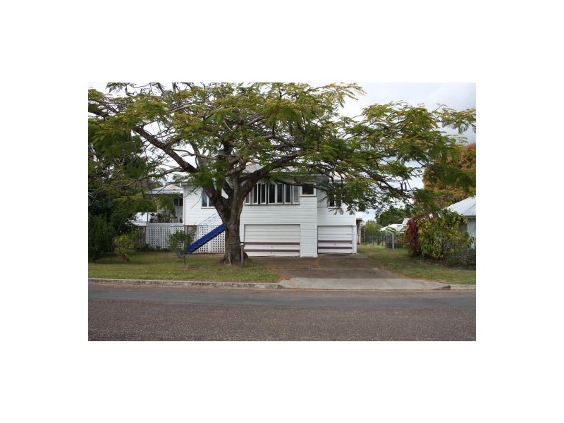 14 Hart Street, Maryborough QLD 4650