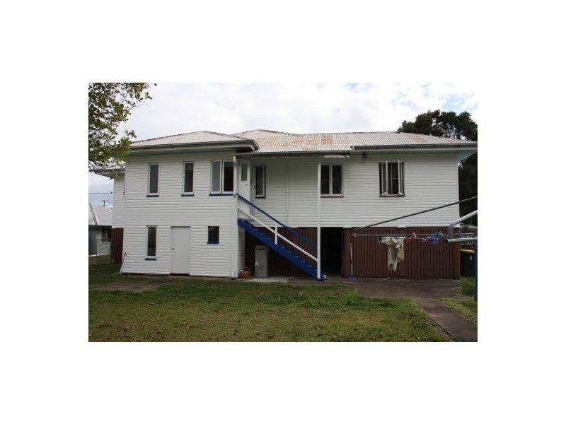 14 Hart Street, Maryborough QLD 4650