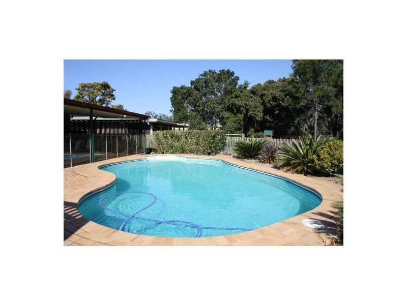 1 Matthew Parade, Granville QLD 4650