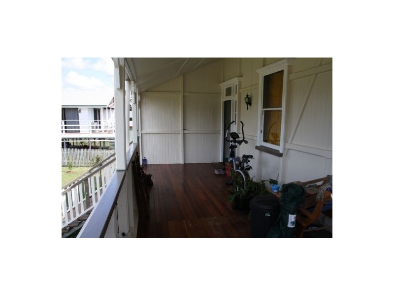 12 Walter Street, Tiaro QLD 4650