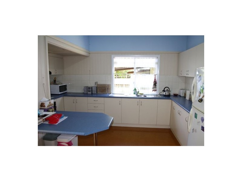 86 Dundas Street, Granville QLD 4650