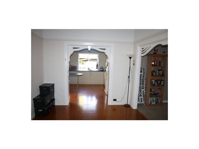 86 Dundas Street, Granville QLD 4650