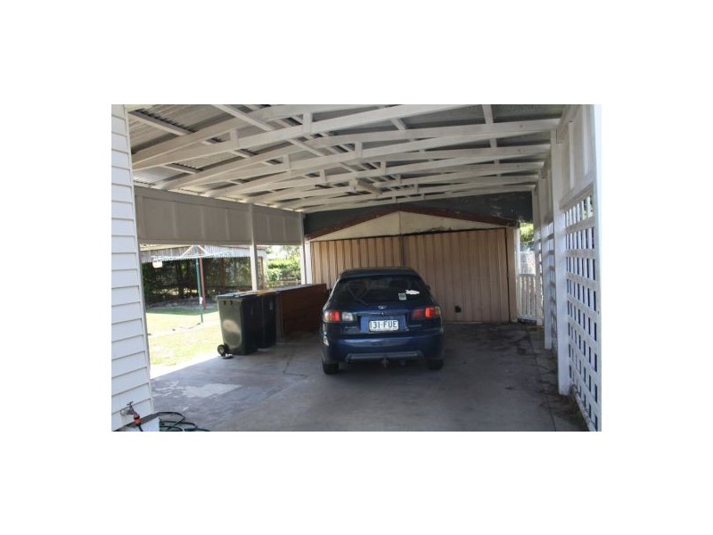 86 Dundas Street, Granville QLD 4650