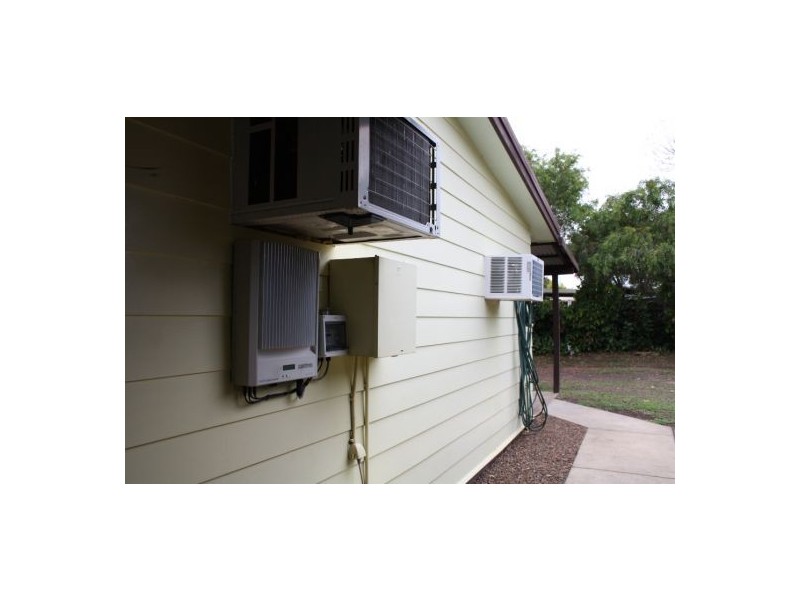 16 Iindah Road East, Tinana QLD 4650