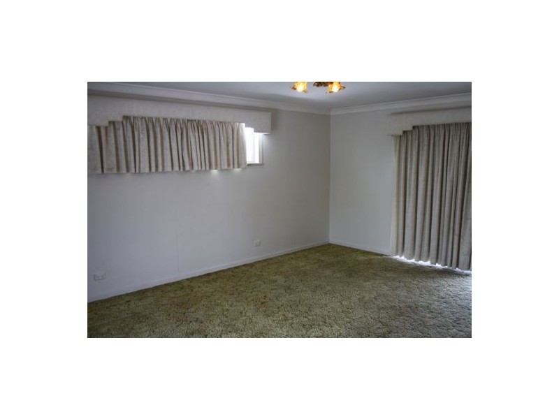 90 Tooley Street, Maryborough QLD 4650