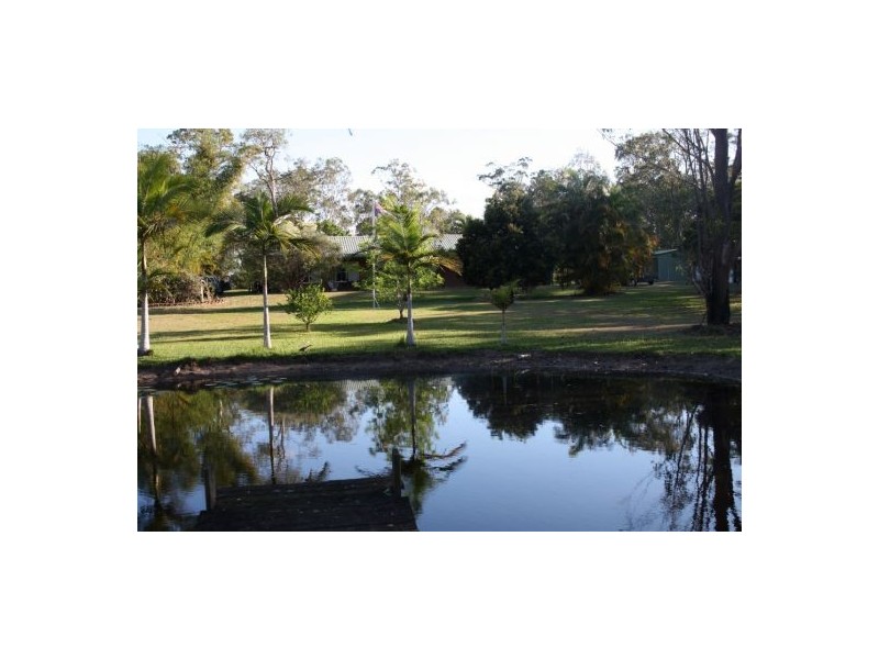 169 Philip Drive, Teddington QLD 4650