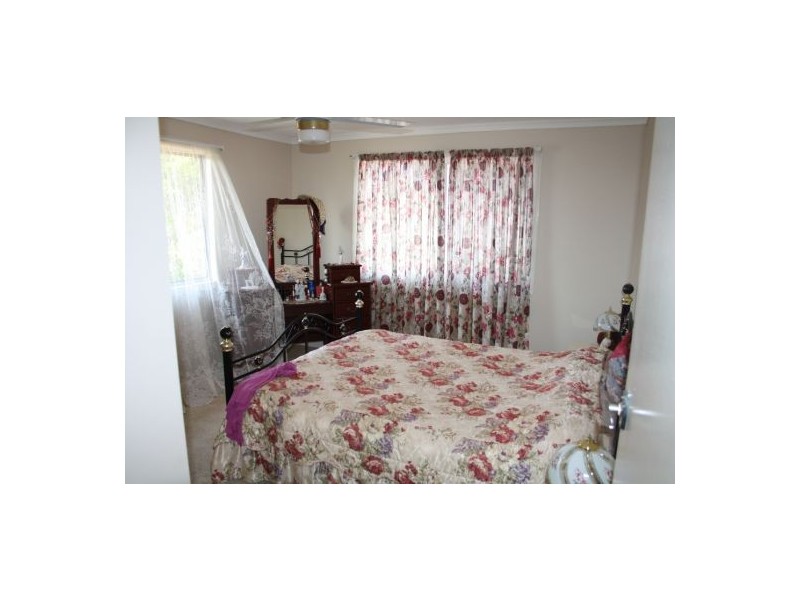 23 Hillcrest Avenue, Granville QLD 4650