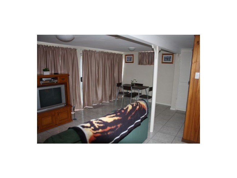 23 Hillcrest Avenue, Granville QLD 4650