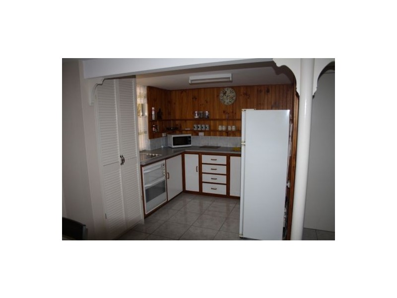 23 Hillcrest Avenue, Granville QLD 4650