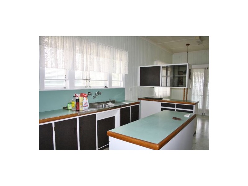 66 Cheapside Street, Maryborough QLD 4650