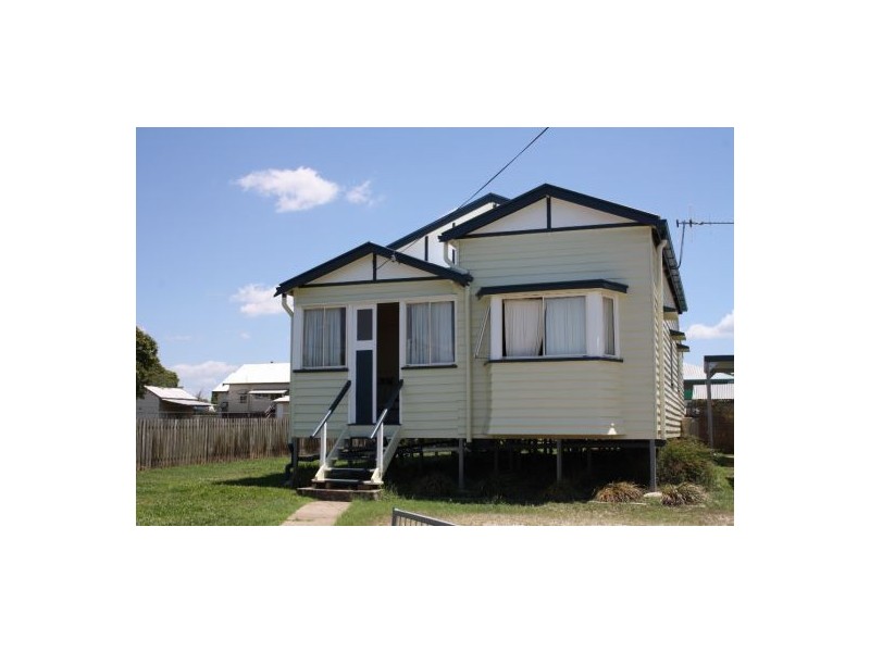 26 Reed Avenue, Maryborough QLD 4650