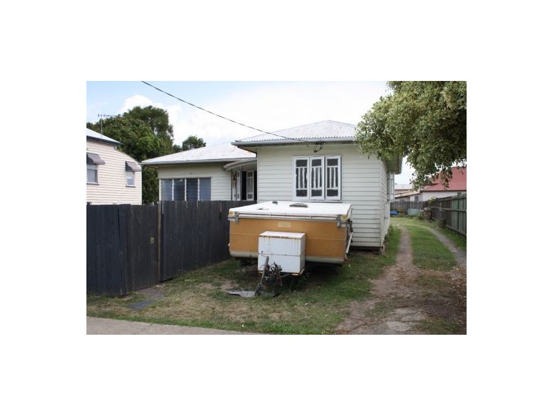 82 Churchill Street, Maryborough QLD 4650