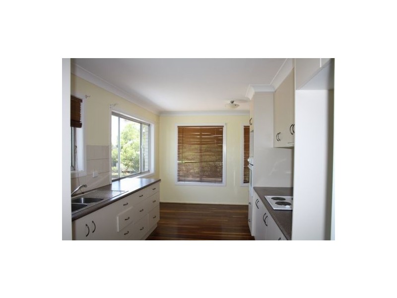18 High Street, Tinana QLD 4650