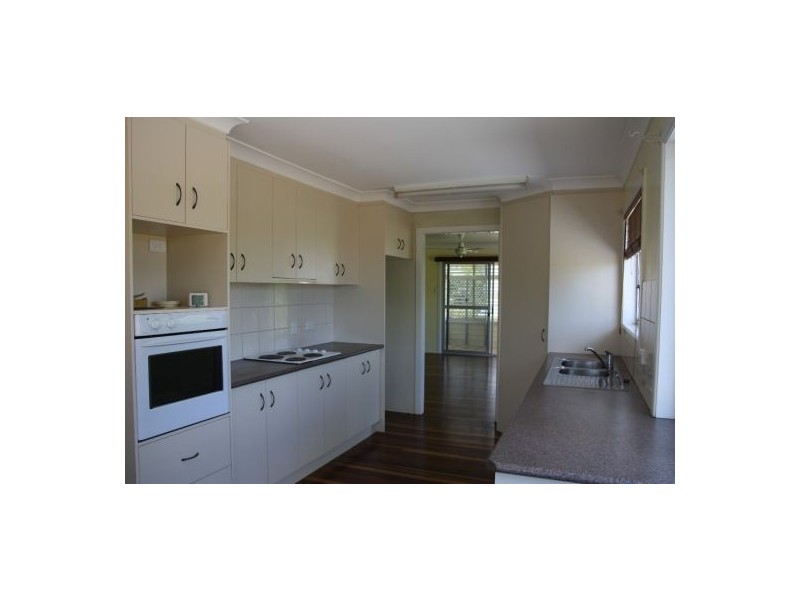 18 High Street, Tinana QLD 4650