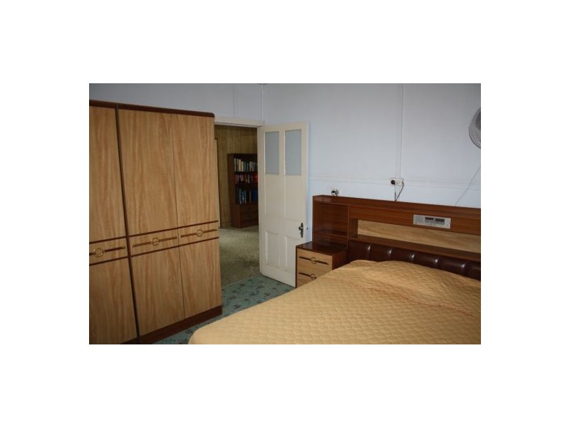 27 Crown Street, Maryborough QLD 4650