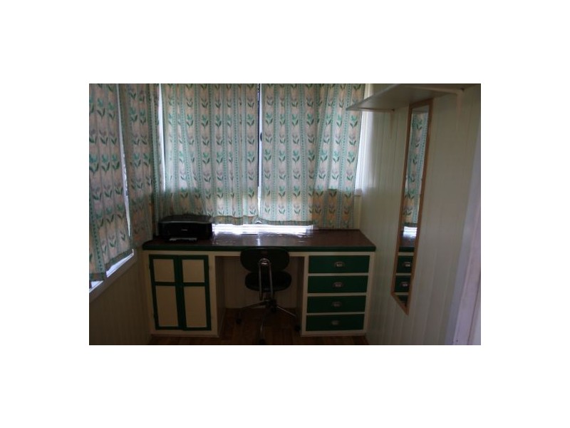 27 Crown Street, Maryborough QLD 4650