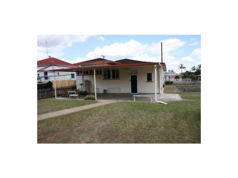 27 Crown Street, Maryborough QLD 4650