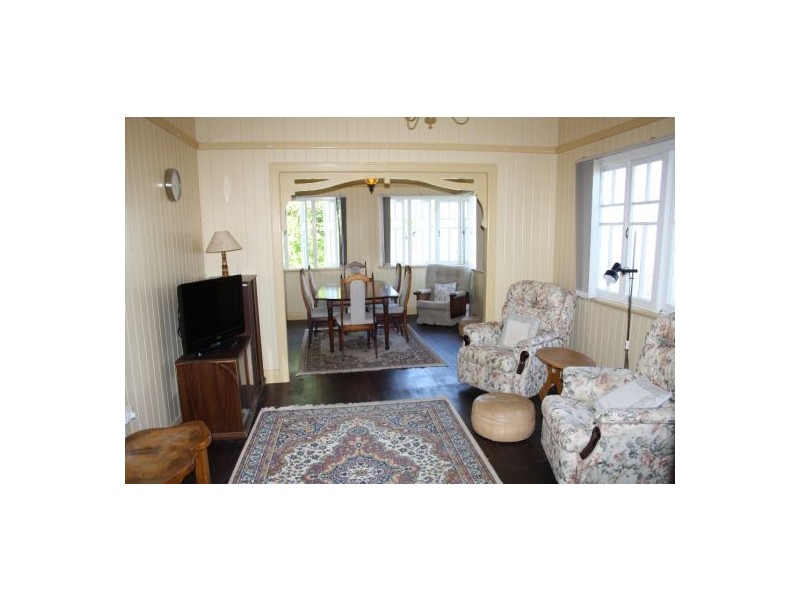 6 Wilson Street, Maryborough QLD 4650