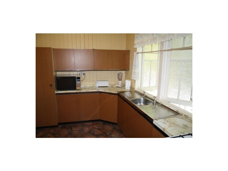 6 Wilson Street, Maryborough QLD 4650