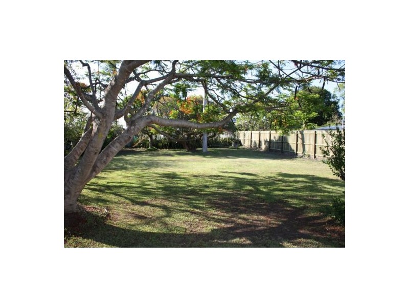 6 Wilson Street, Maryborough QLD 4650