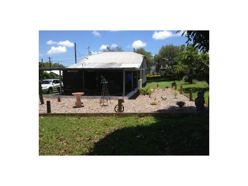 25 Mill Street, Sarina QLD 4737