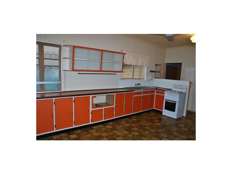 6 Bedford Street, Maryborough QLD 4650