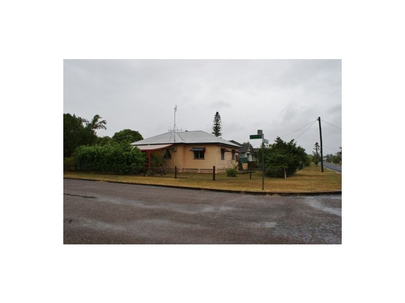 6 Bedford Street, Maryborough QLD 4650