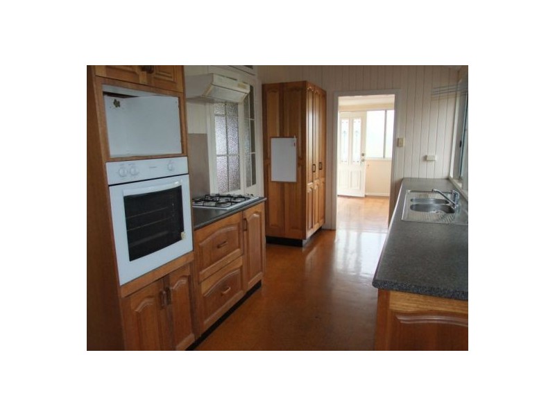 120 Churchill Street, Maryborough QLD 4650