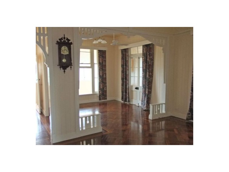 120 Churchill Street, Maryborough QLD 4650