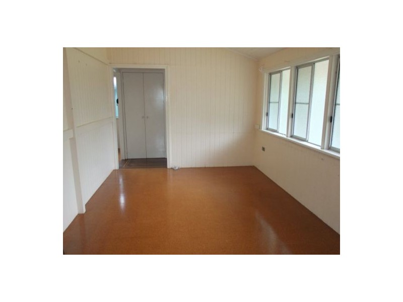 120 Churchill Street, Maryborough QLD 4650