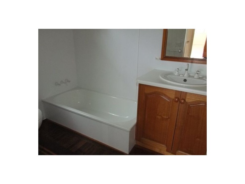 120 Churchill Street, Maryborough QLD 4650