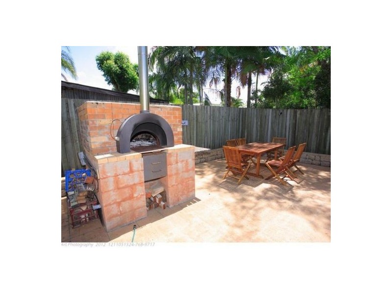 120 Churchill Street, Maryborough QLD 4650