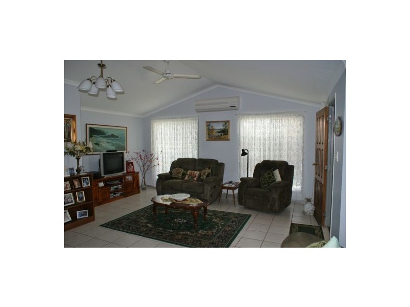 18 Gladstone Street, Maryborough West QLD 4650