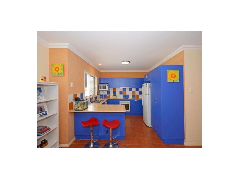 21 Colyton Street, Torquay QLD 4655