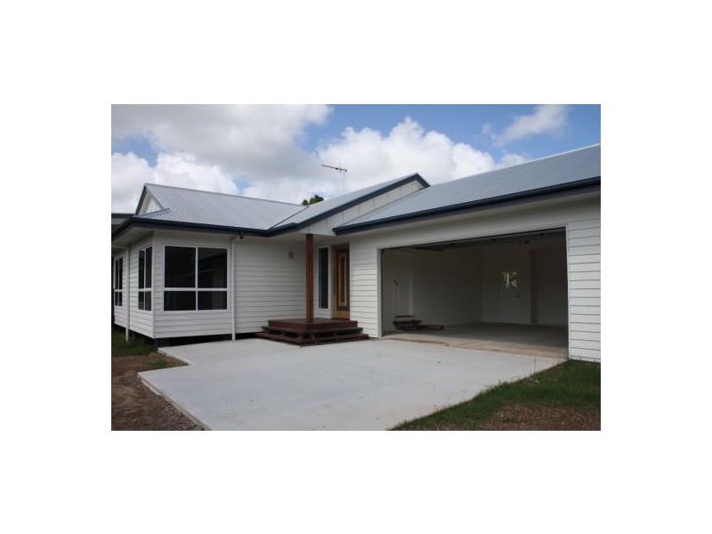 255 Iindah Road East, Tinana QLD 4650