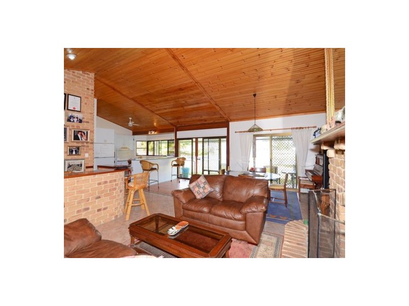 637 Noble Road, Susan River QLD 4655