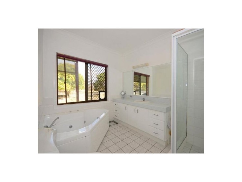 637 Noble Road, Susan River QLD 4655